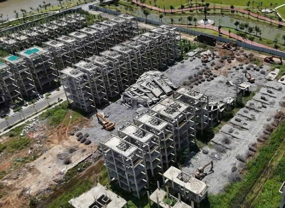 Tp.HCM: Dự án Sola – Đảo Ánh Dương của Masterise Homes bất ngờ phá dỡ sau vài tháng ra mắt - Lãng phí và dấu hỏi minh bạch