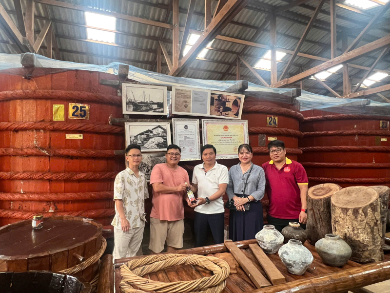 Thăm nhà thùng nước mắm nổi tiếng Phú Quốc – Hồng Đức 1 thương hiệu truyền đời hơn 130 năm