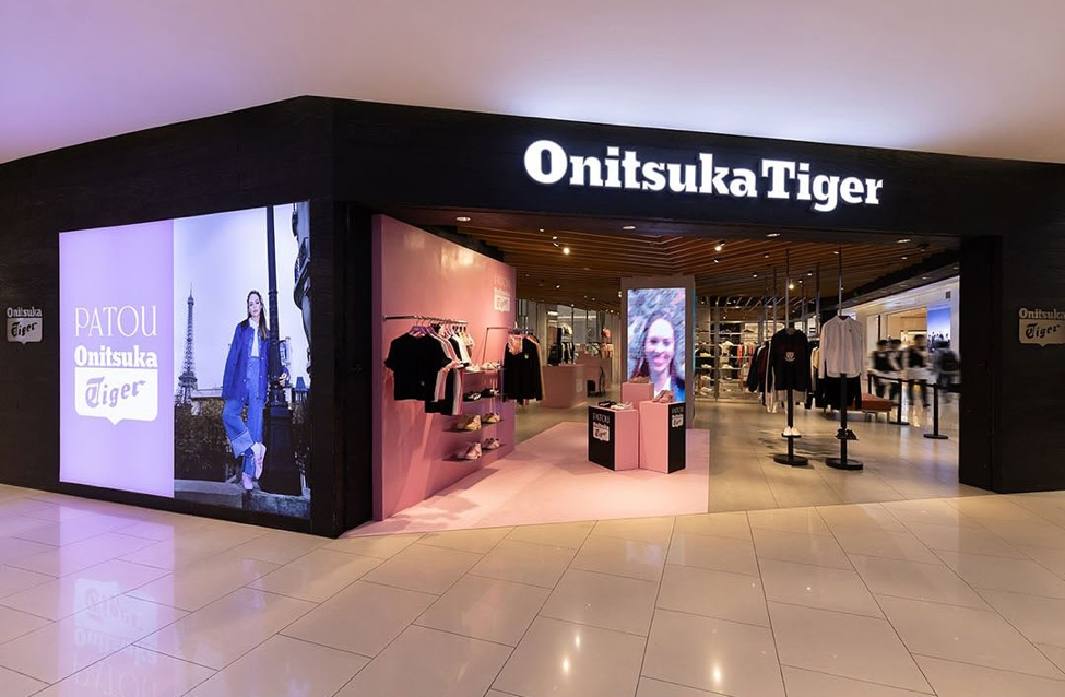 Nỗi bức xúc dồn nén từ khách hàng Onitsuka Tiger Việt Nam: Khi “trải nghiệm mua sắm” trở thành nguyên nhân mất điểm tại sao?