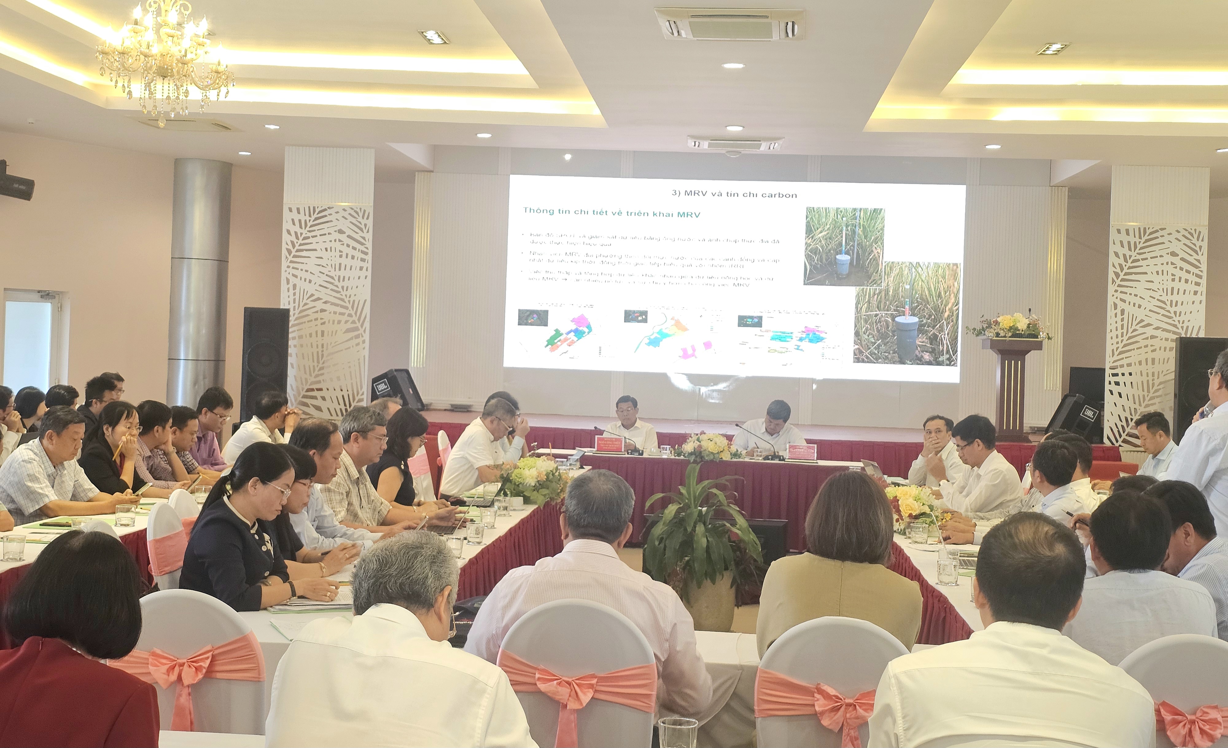 Toàn cảnh hội nghị - Ảnh Hoàng Tuấn