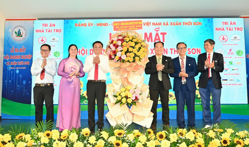 Tp.HCM: Ra mắt Hội Doanh nghiệp xã Xuân Thới Sơn “Sức mạnh cộng đồng doanh nghiệp cửa ngõ thành phố”